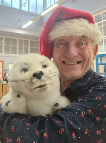 Jolly Good Productions Christmas puppet show photograph 4