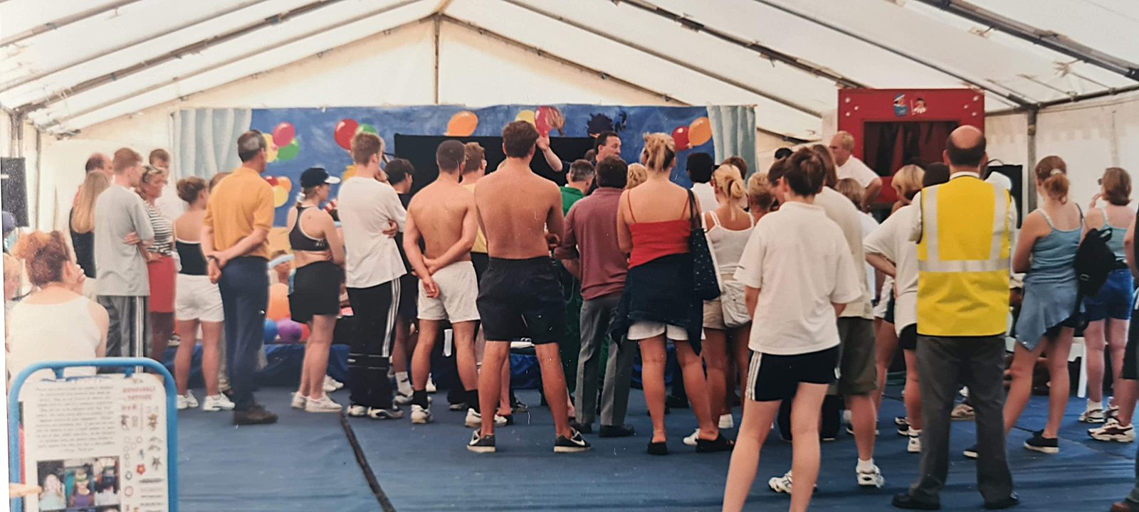 Ron briefing staff and performers before the GE Capital family day