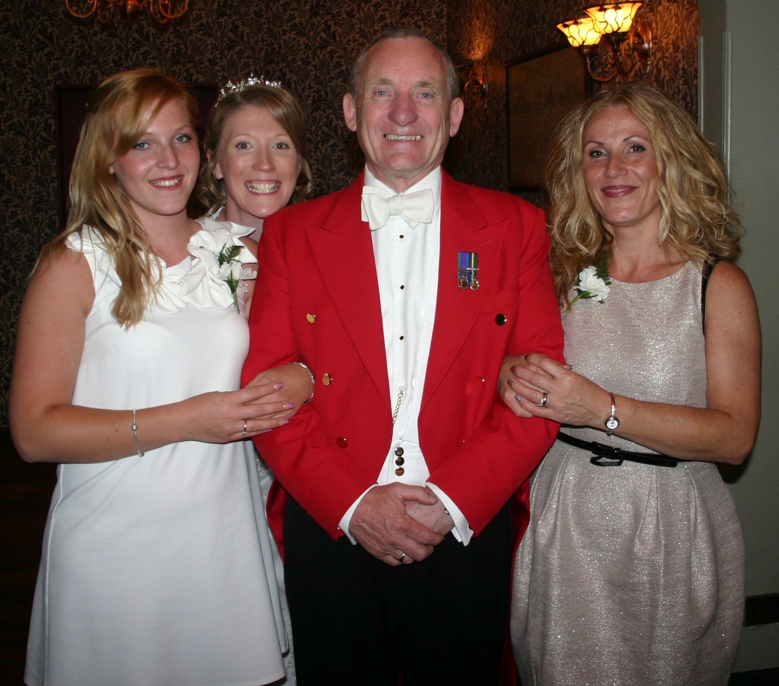 Bride Amy with Toastmaster Ron Wood at Gretna Green