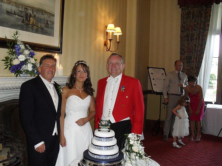Toastmaster and master of ceremonies service